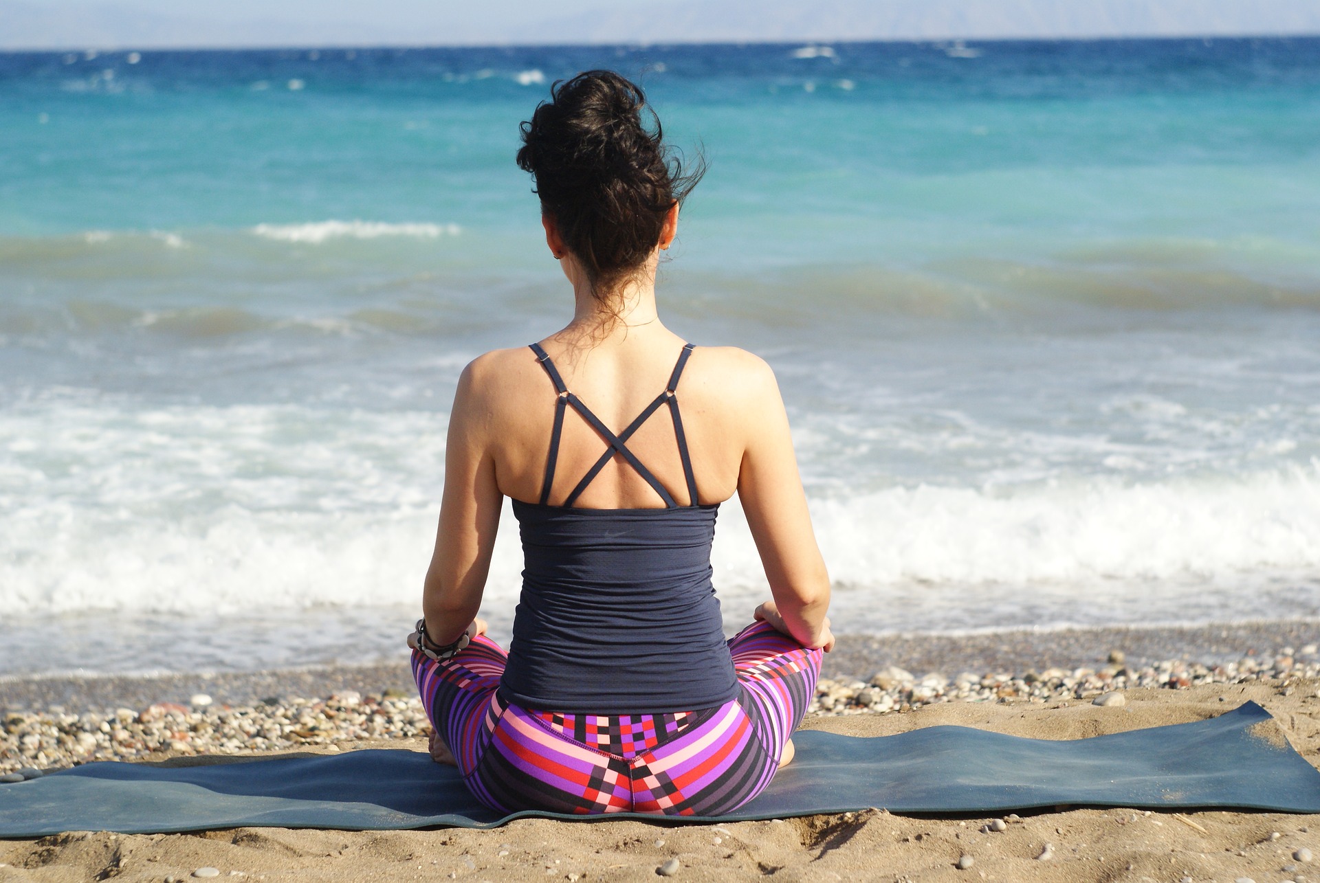 Meditation Frau am Meer